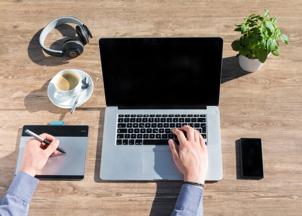 gd74e8e5d64335d755c2894bda7de31b2e6d559dc04b734912b7344bce48f8f2a94f73cf3bfdd6573109e9f6c9bc14fcb062695912821b87e91d3a159fb3e1dfa_1280