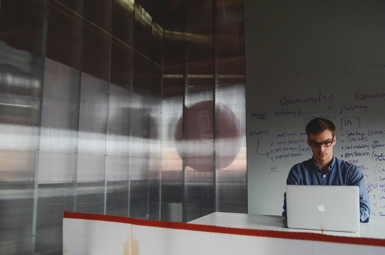 ge0d34676f9daaa5b7cb5c530368eb5dedb4c94b4ced70bf8f20541e3a4cad7cf29326de7a54338ee1439167904ea7e85c3236136597a3b9093616b6fbd168efc_1280