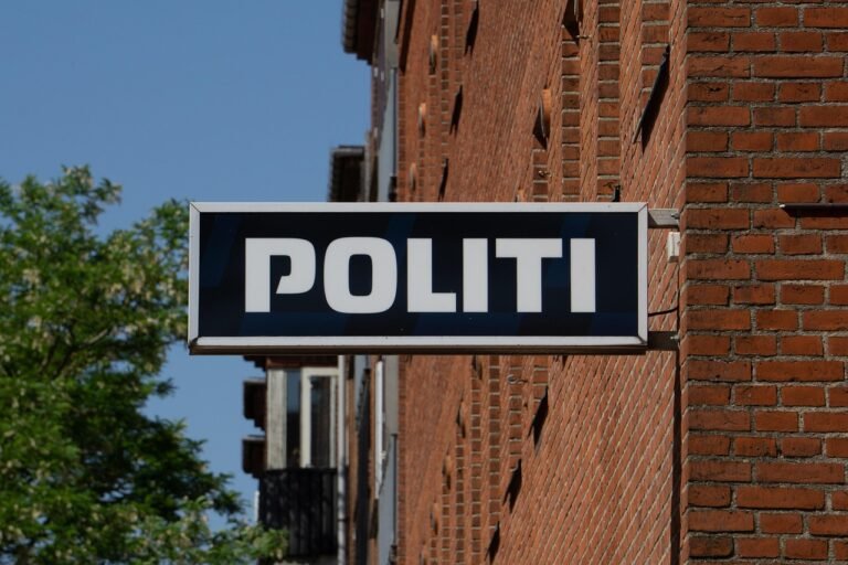 ga7e941f8cd4930e7a3016f014e360f4e852ff289fa213a88b1497b74e5cbf8f99fc5f0226afe14694c30f97e455dfc343c45a1696b123eb70e81fe89c24537b0_1280